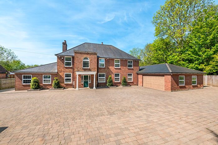 4 Bedroom Detached House For Sale In Rowlands Castle, Hampshire, PO9