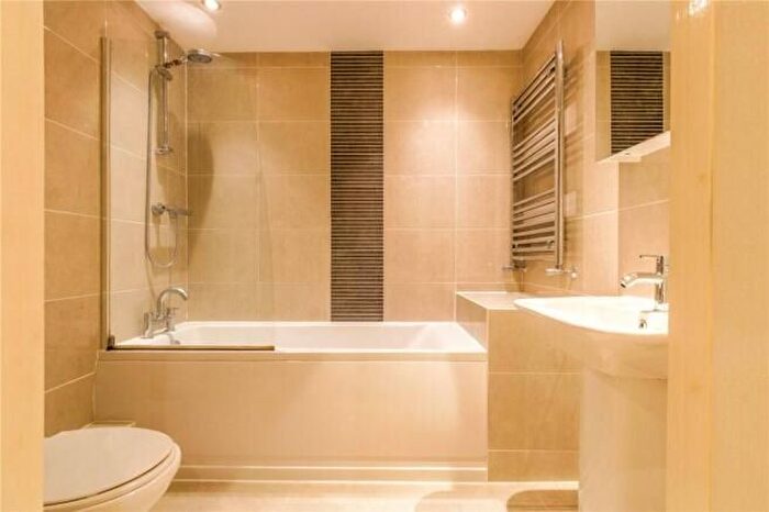 1 Bedroom Flat For Sale In Flat, Cannon Street, Bristol, Avon, BS3