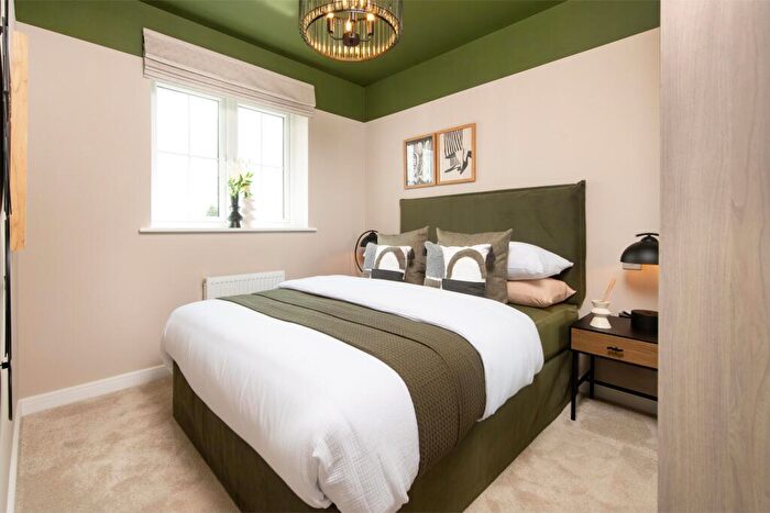 2 Bedroom Semi-Detached House For Sale In Abingdon Upon Thames, OX14