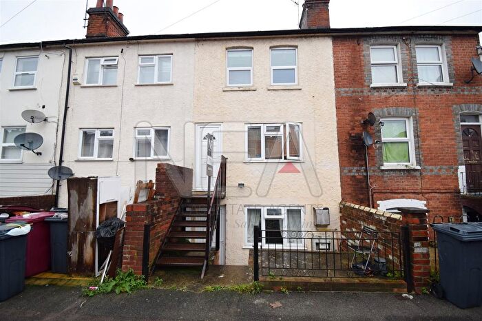 4 Bedroom Town House To Rent In Mason Street, Reading, RG1