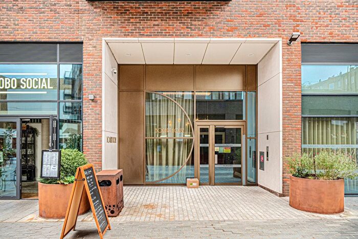 1 Bedroom Flat For Sale In Filmworks Walk, London, W5