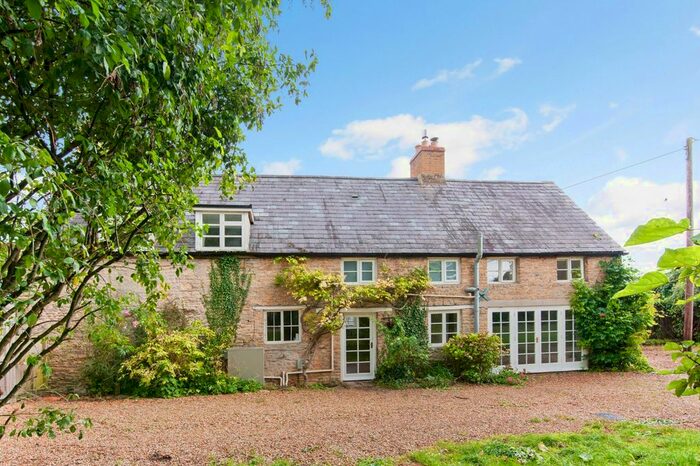 4 Bedroom Detached House To Rent In Kiddington, Woodstock, Oxfordshire, OX20