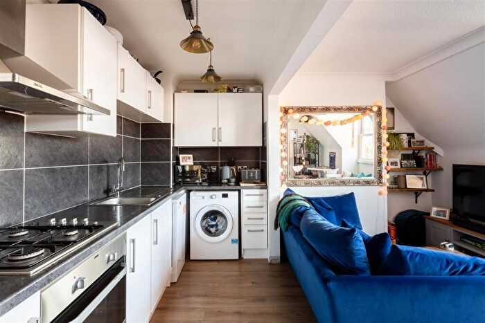 1 Bedroom Apartment For Sale In Stanford Avenue, Brighton, BN1