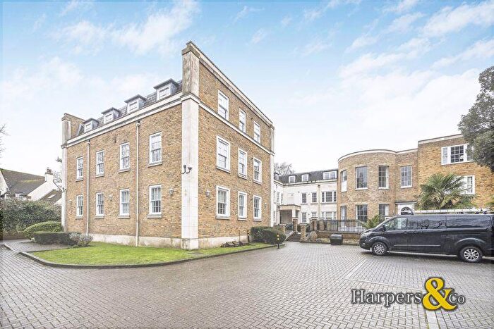 2 Bedroom Flat For Sale In Church Walk, Dartford, DA2