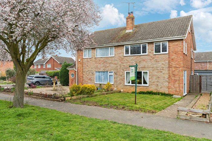 3 Bedroom Semi-Detached House For Sale In Park Drive, Little Paxton, St Neots, PE19