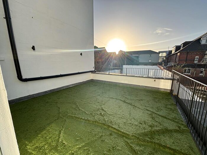 1 Bedroom Apartment To Rent In Dorchester Road, Weymouth, DT4