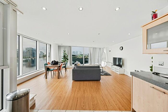 2 Bedroom Apartment To Rent In Coral Apartments, Royal Victoria Dock, Lonodn, E16