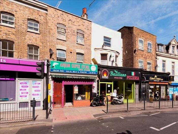 4 Bedroom Flat To Rent In Commercial Road, Limehouse, London, E14