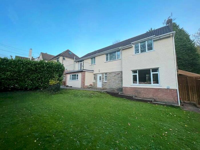 4 Bedroom Detached House For Sale In Wenallt Road, Rhiwbina, Cardiff. CF14