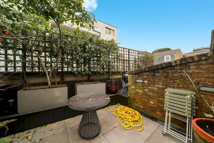 3 Bedroom Terraced House To Rent In Welmar Mews, London, SW4