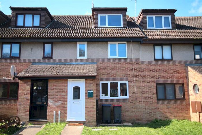 4 Bedroom Property To Rent In Regency Place, Canterbury, CT1