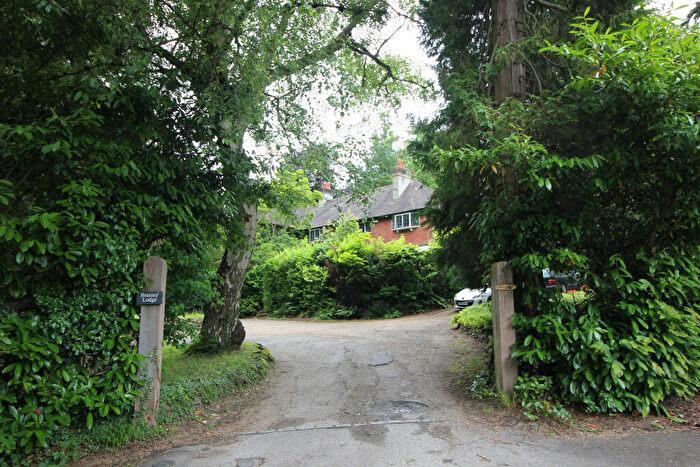 5 Bedroom House To Rent In Brassey Road, Oxted, RH8