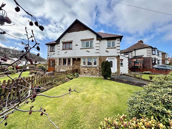 3 Bedroom Semi Detached House For Sale In Benomley Crescent, Almondbury, Huddersfield, HD5