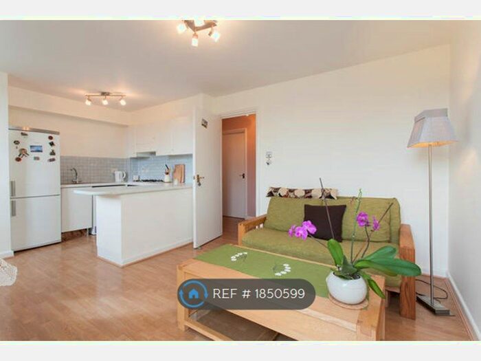 1 Bedroom Flat To Rent In China Court, London, E1W
