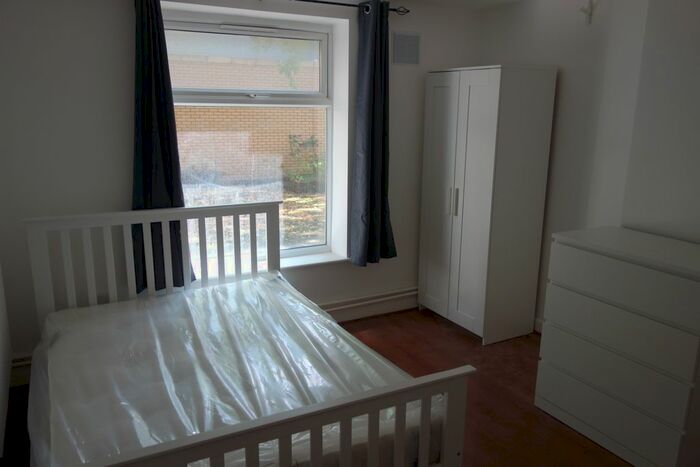 4 Bedroom Maisonette To Rent In Drysdale Place, London, N1