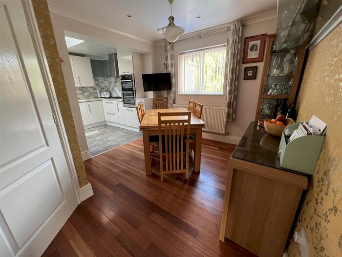 3 Bedroom Detached House For Sale In Blenheim Drive, Prescot, L34