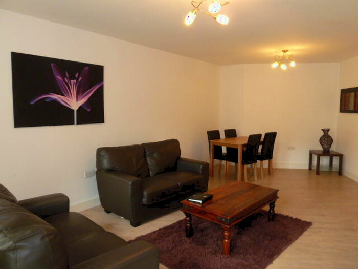 1 Bedroom Flat To Rent In Essex Street, City Centre, Birmingham, B5