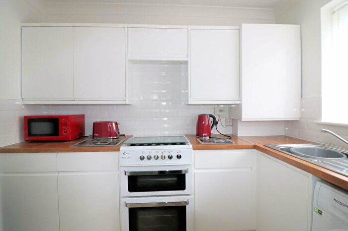 1 Bedroom Flat For Sale In Knights Court, The Nursery, Erith, DA8