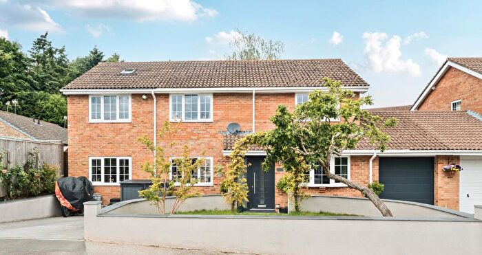 5 Bedroom Detached House For Sale In Highlands Way, Whiteparish, Salisbury, Wiltshire, SP5