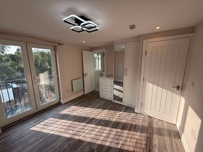 6 Bedroom Property To Rent In Greenford Road, Greenford, UB6