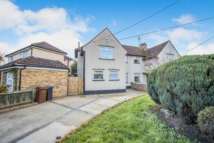 3 Bedroom Semi-Detached House To Rent In Main Road, Hoo, Rochester, Kent, ME3