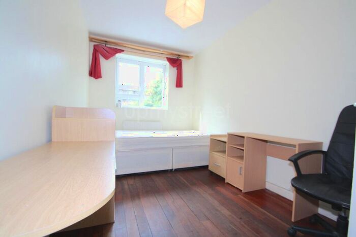 4 Bedroom Flat To Rent In Scafell, Stanhope Street, Regent's Park, NW1