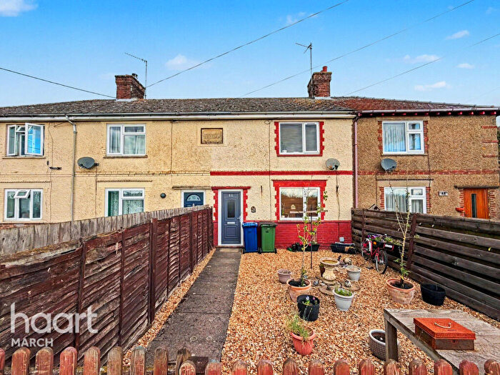 2 Bedroom Terraced House For Sale In Westfield Road, Manea, PE15