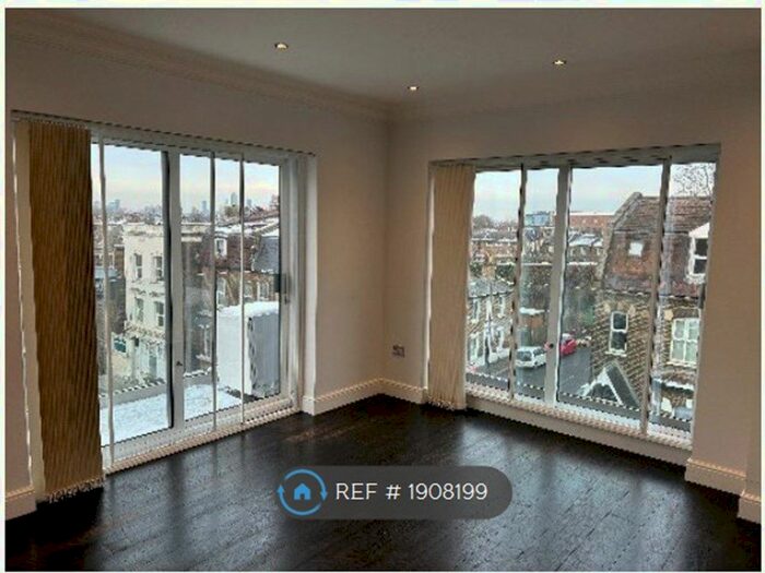 2 Bedroom Flat To Rent In Wanless Road, London, SE24