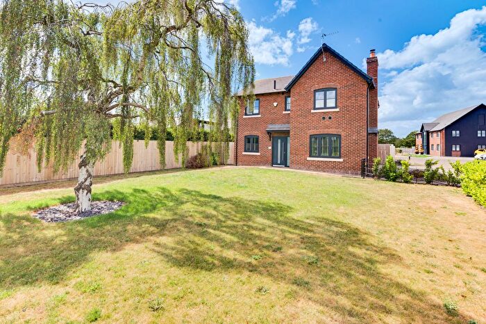 4 Bedroom Detached House For Sale In Walleys Green, Minshull Vernon, CW10