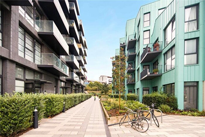 1 Bedroom Flat For Sale In Outfall Building, Bundocks Walk, Bow, London, E3