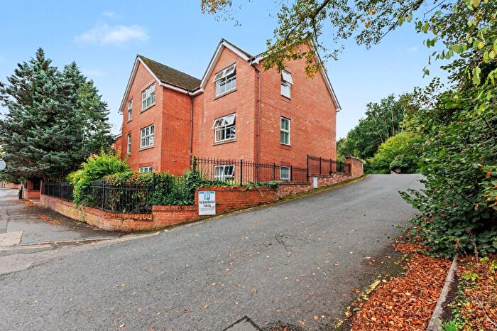 1 Bedroom Flat For Sale In Romani Close, Warwick, CV34