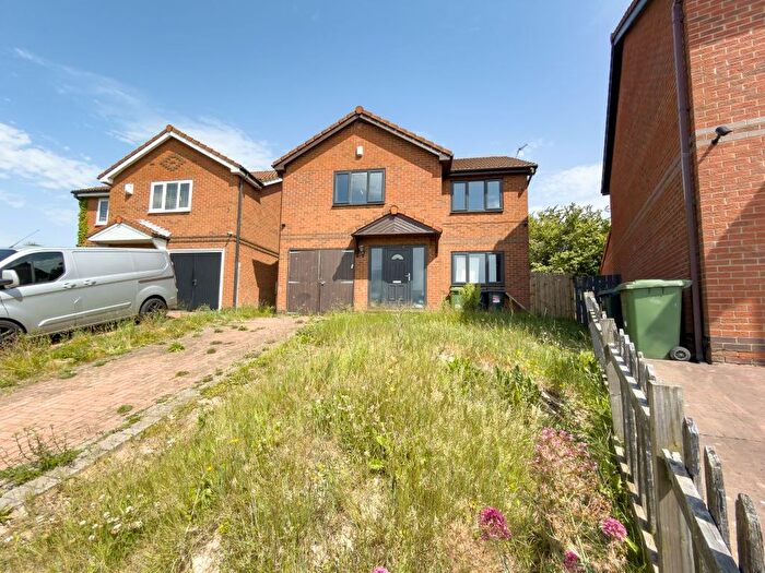 4 Bedroom Detached House For Sale In South Hill Road, Gateshead, Tyne And Wear, NE8