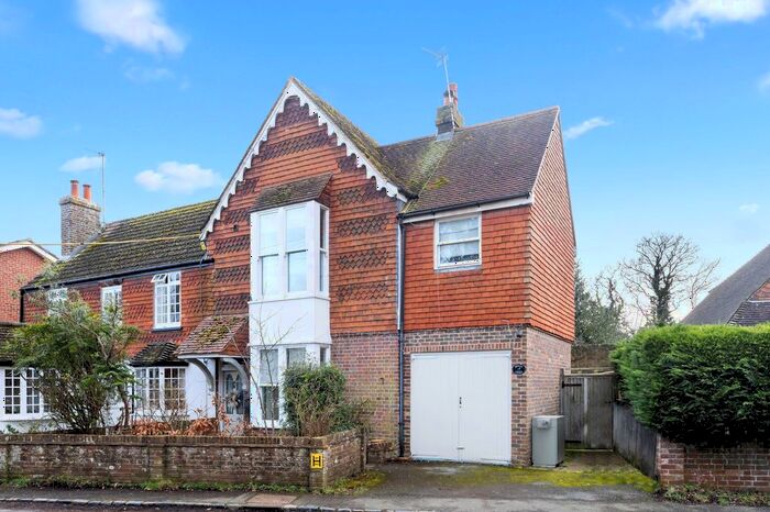 3 Bedroom Semi-Detached House For Sale In Isfield, Uckfield, TN22