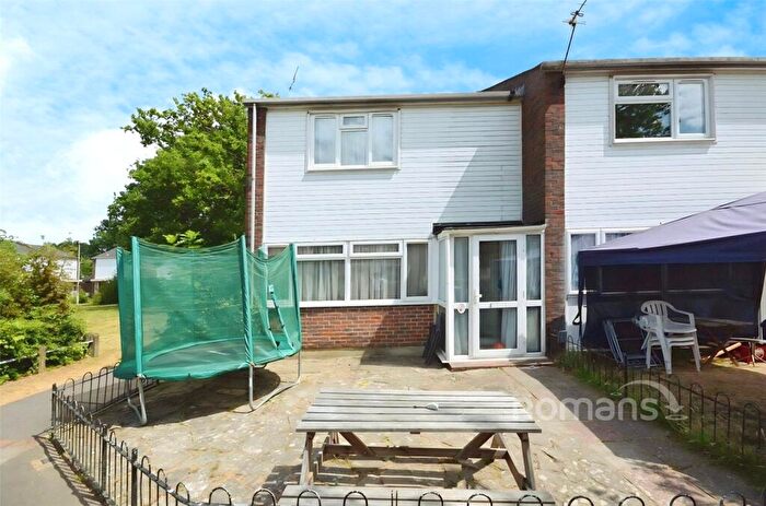 2 Bedroom Terraced House To Rent In Carmarthen Close, Farnborough, GU14