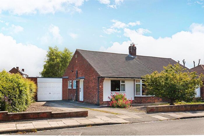 2 Bedroom Semi-Detached Bungalow For Sale In The Fairway, Brunton Park, NE3