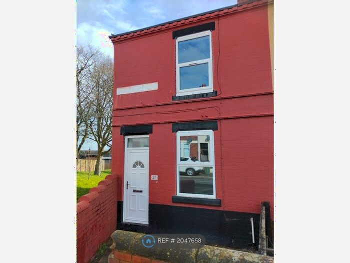 3 Bedroom End Of Terrace House To Rent In Southmoor Road, Hemsworth, Pontefract, WF9