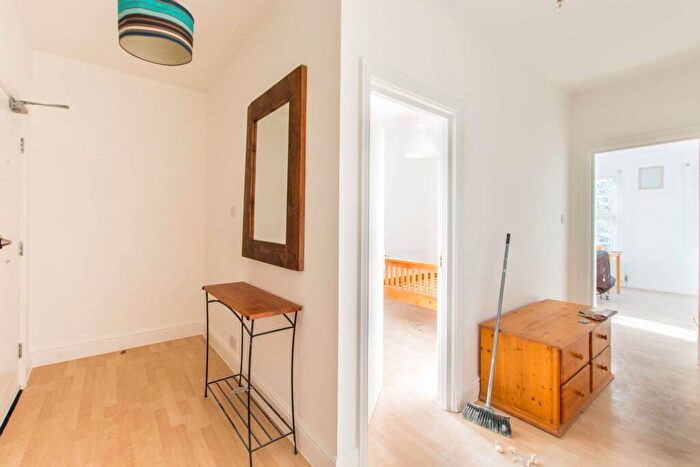 1 Bedroom Flat To Rent In Fonthill Road, , Finsbury Park, London, N4