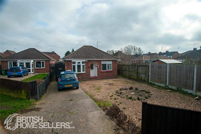 2 Bedroom Bungalow For Sale In Money Bank, Wisbech, Cambridgeshire, PE13