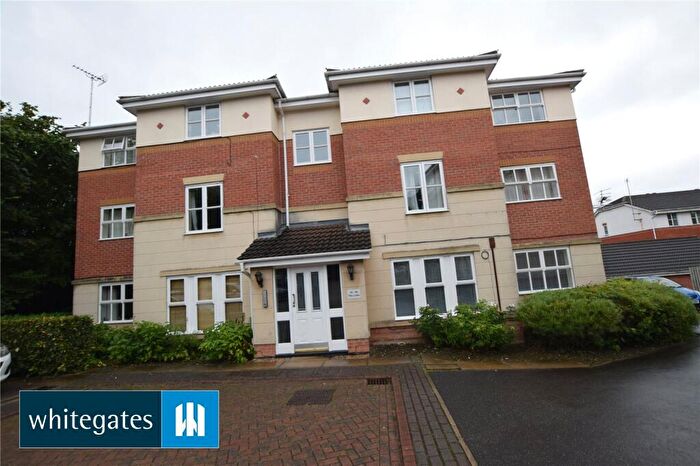 2 Bedroom Apartment To Rent In The Links, Beeston, Leeds, West Yorkshire, LS11