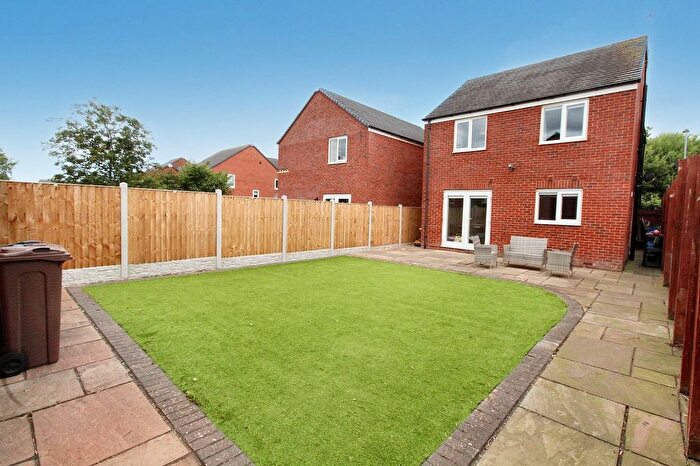 3 Bedroom Detached House For Sale In Ffordd Dewi, Oakenholt, CH6