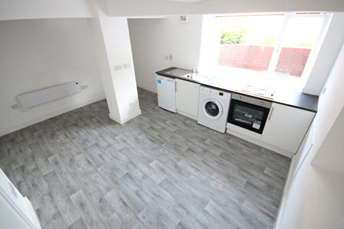 1 Bedroom Apartment To Rent In Flat, Church Road, Leeds, LS12