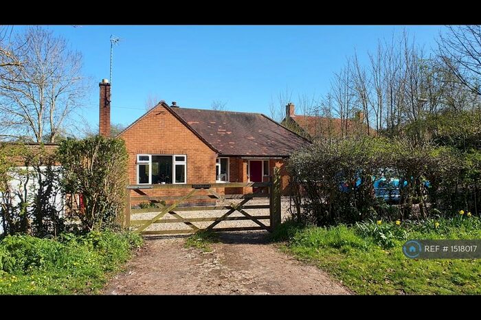 4 Bedroom Bungalow To Rent In Fiskerton Road, Southwell, NG25