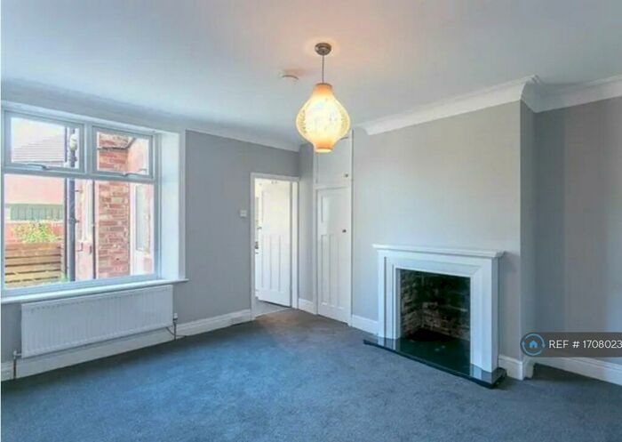 2 Bedroom Flat To Rent In Faldonside, Newcastle Upon Tyne, NE6