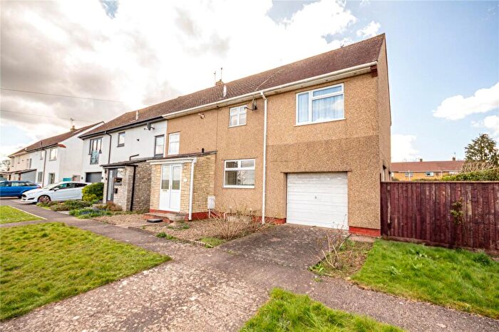 3 Bedroom Semi-Detached House For Sale In Eagle Crescent, Pucklechurch, Bristol, Gloucestershire, BS16