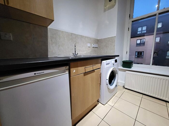 2 Bedroom Flat To Rent In Brechin Street, Finnieston, Glasgow, G3