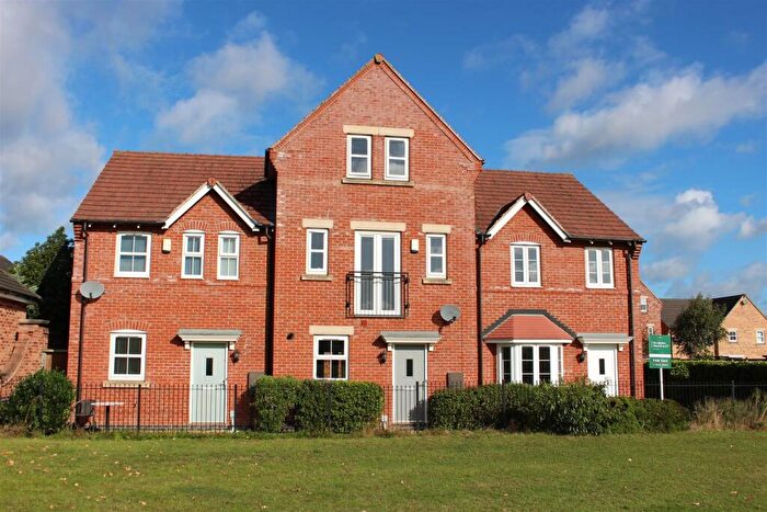 4 Bedroom Semi-Detached House For Sale In Queensbury Park Drive, Shelton Lock, Derby, DE24