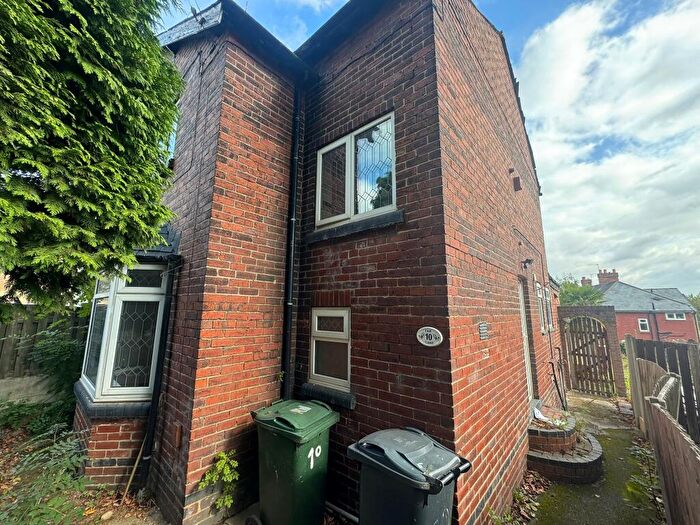 3 Bedroom Semi-Detached House For Sale In Far Lane, Rotherham, South Yorkshire, S65