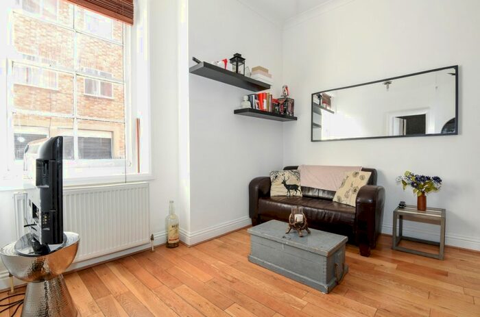 1 Bedroom Flat To Rent In Bell Street, London, NW1
