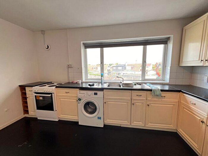 1 Bedroom Flat To Rent In Chelford Grove, Bristol, BS34