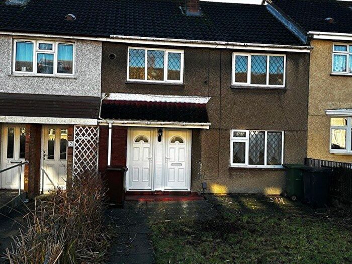 3 Bedroom Property To Rent In Sheffield Walk, Corby, NN18